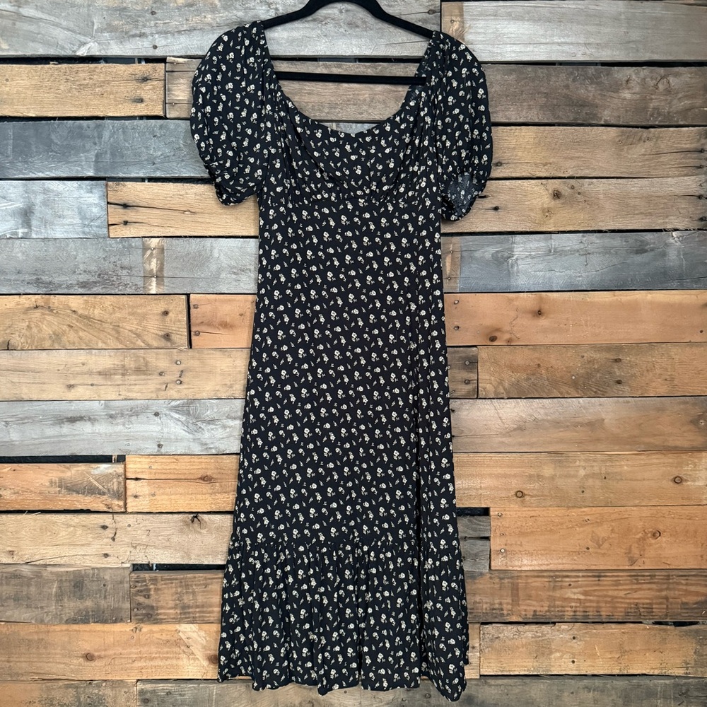 Black Floral Midi Dress 🍂